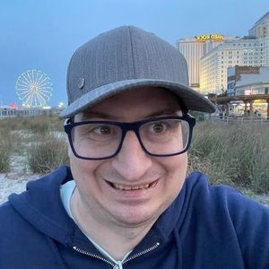 Meet your Posher, Christian